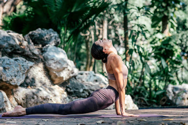 Yoga for weightlifting: improving mobility for your compound lifts