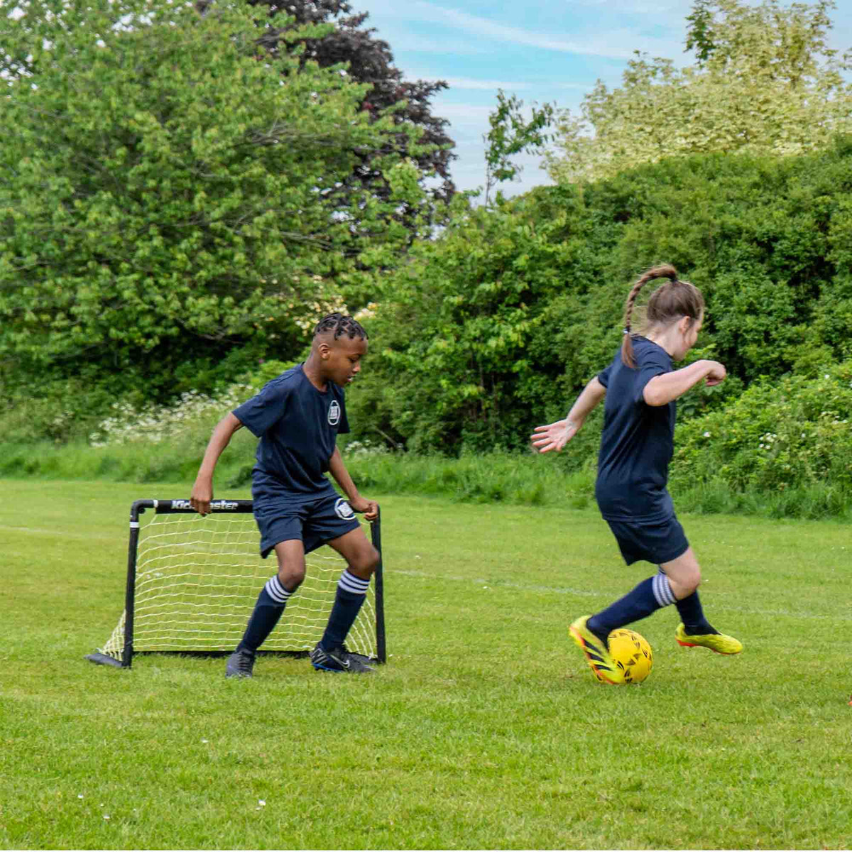 |KickmasterOneonOneFoldingFootballGoal3|