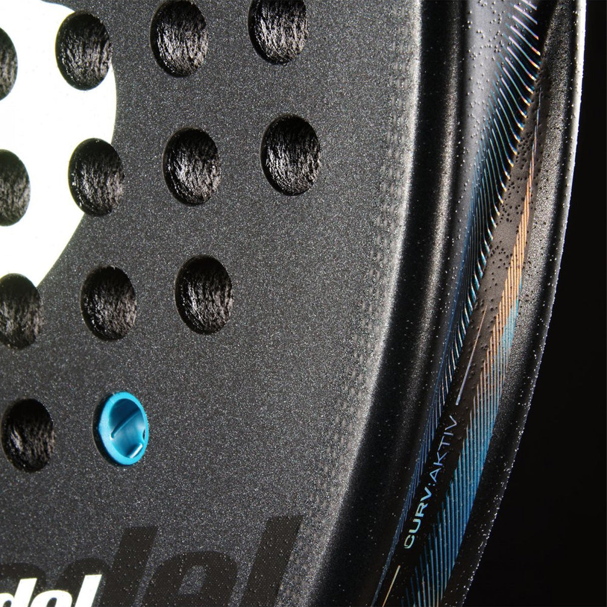 |Bullpadel Vertex 05 CMF Padel Racket Zoomed|