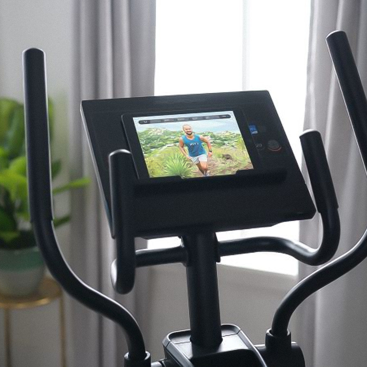 ProForm Sport Elliptical Cross Trainer Zoomed2