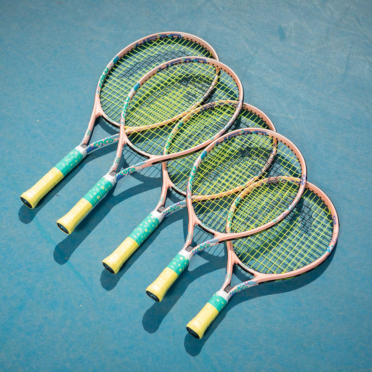 |Head Coco 25 Junior Tennis Racket - Lifestyle3|