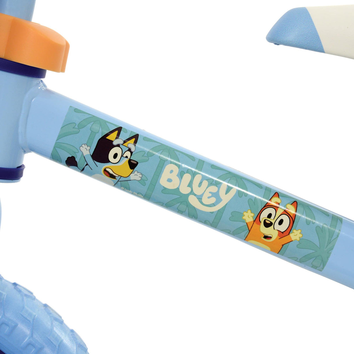 |Bluey12BalanceBikewithLightUpWheelsZoom3|