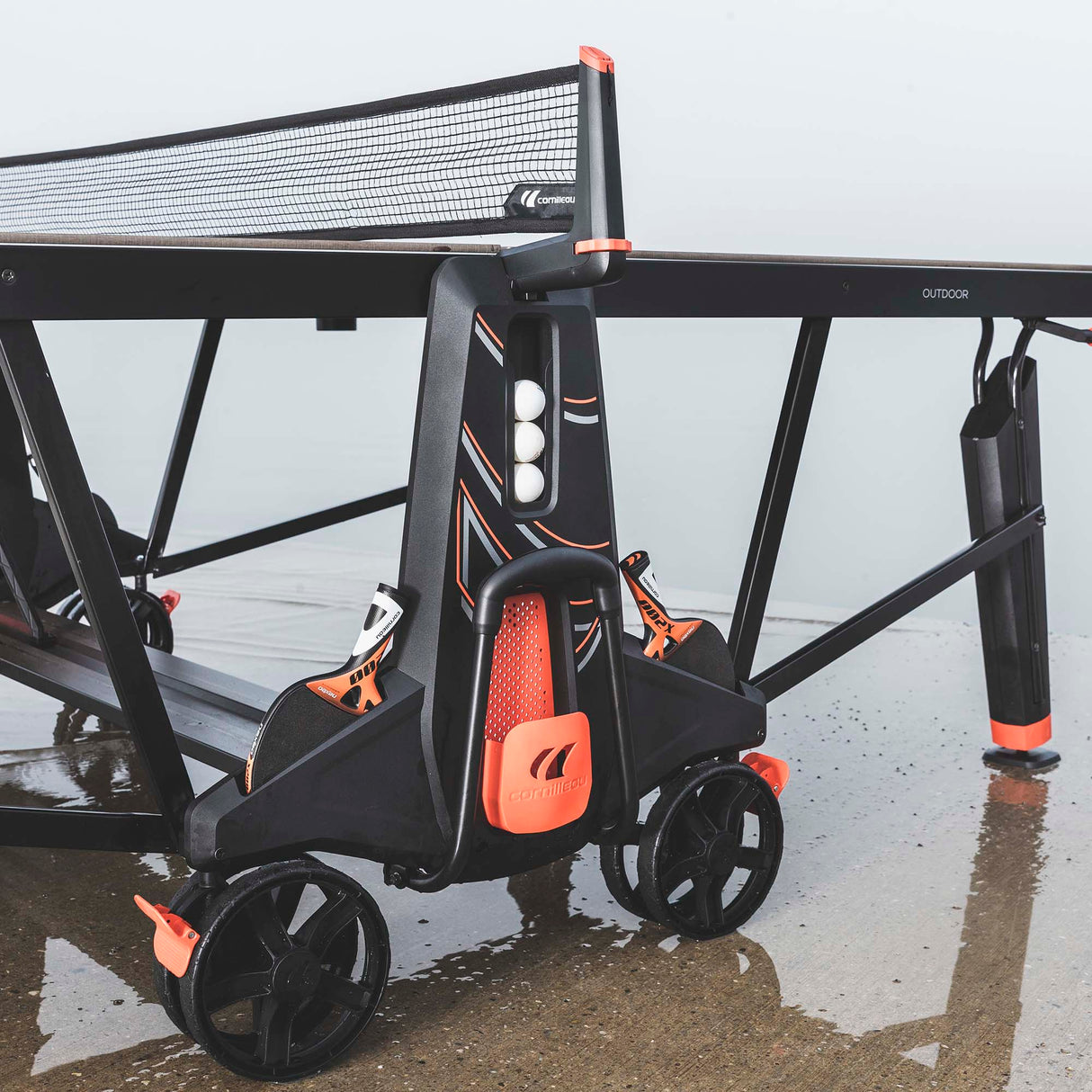 |Cornilleau Performance 700X Rollaway Outdoor Table Tennis Table - Lifestyle|