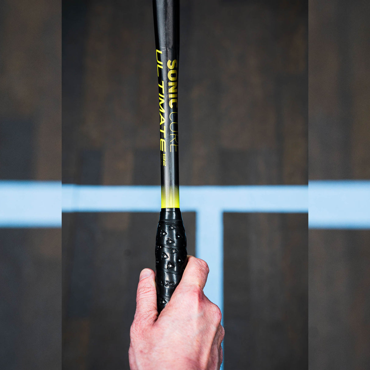 |Dunlop Sonic Core Ultimate 132 Squash Racket AW22 - Lifestyle5|