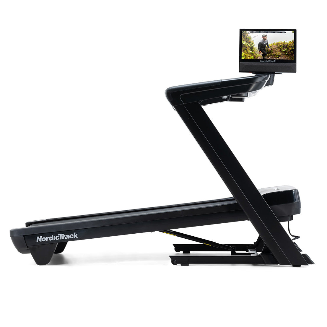 |NordicTrackCommercial1750Treadmill2024Screen|