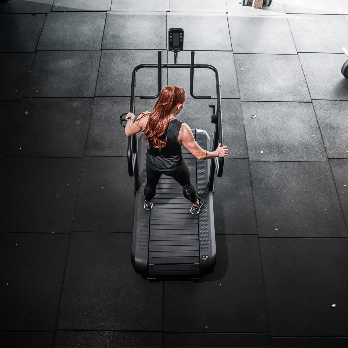 |half_human_curved_non-motorised_treadmill_halfhumancurvetreadmillls3|