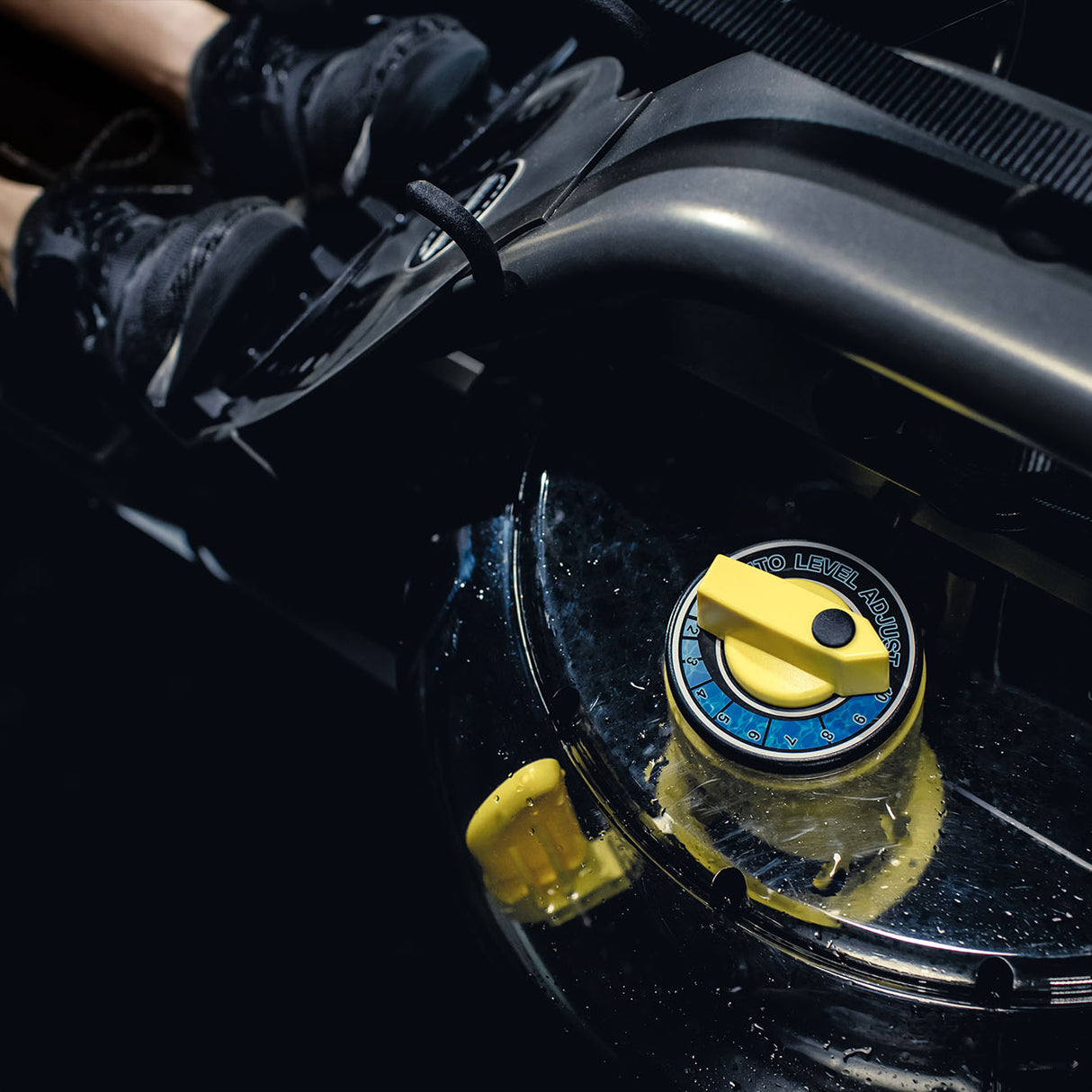 |SpiritFitnessCRW900FluidRowingMachineLS3|