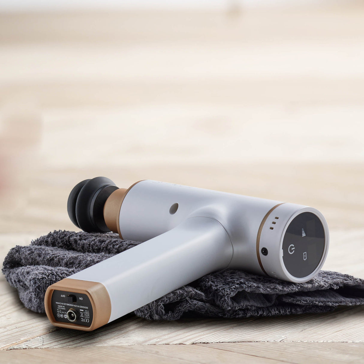 |SyncaKittaPercussiveMassagerLifestyle1|