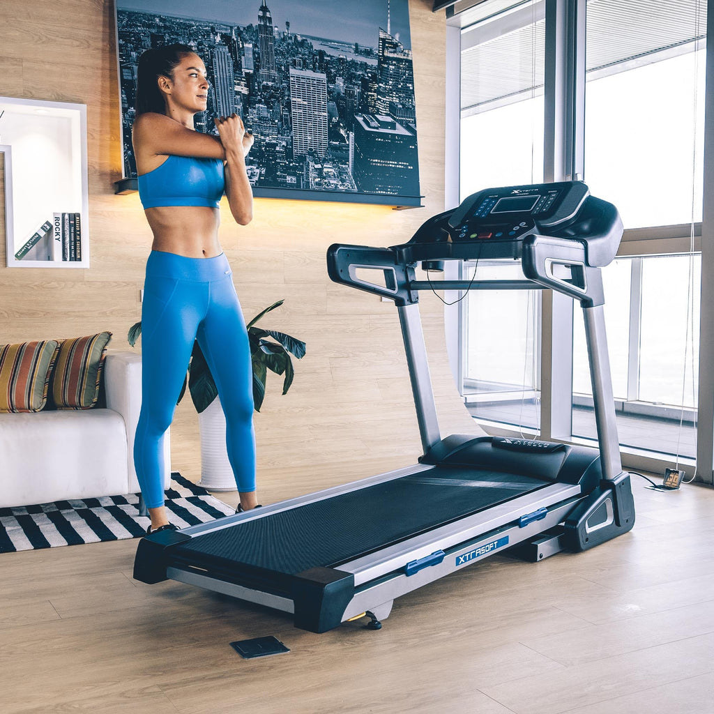 |Xterra TRX4500 Folding Treadmill - Lifestyle1|