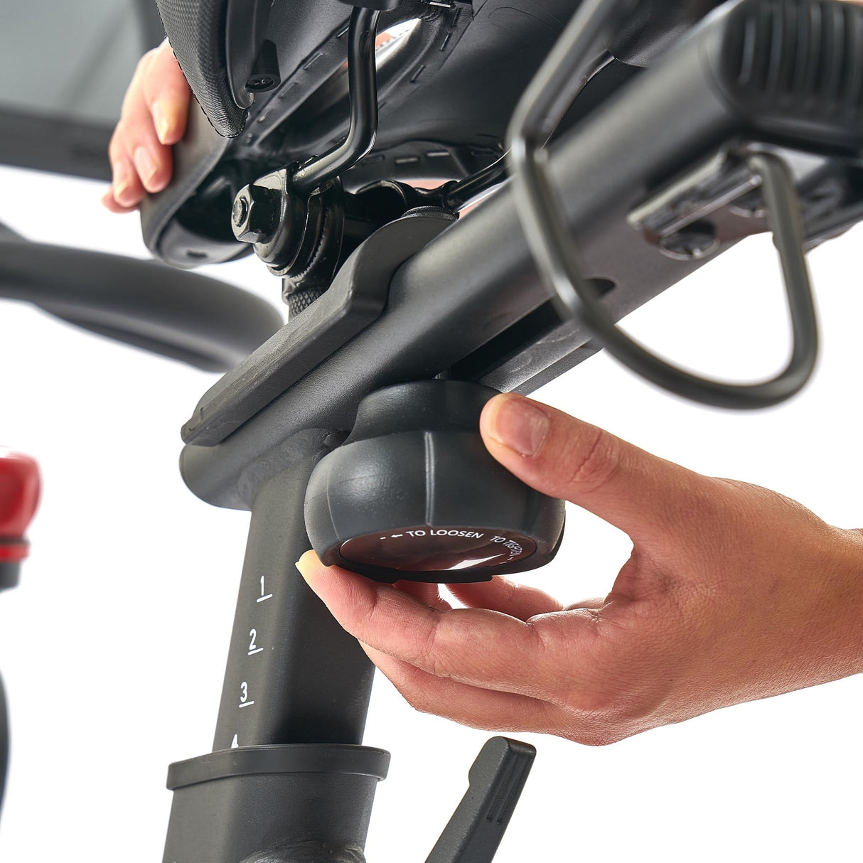 |EchelonX7sSmartConnectIndoorCycleSeatAdjust|