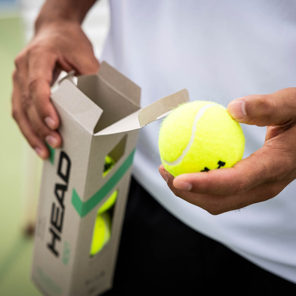 |HeadResetTennisBallsBallLifestyle3|