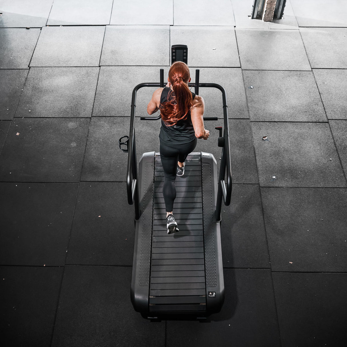 Refurbished Half Human Curved Non-Motorised Treadmill