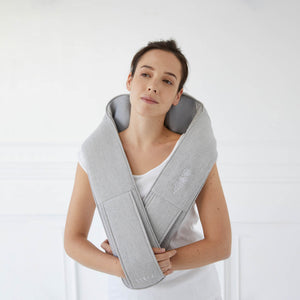 |SyncaQuzyWirelessNeckandShoulderMassagerBackLifestyle1|