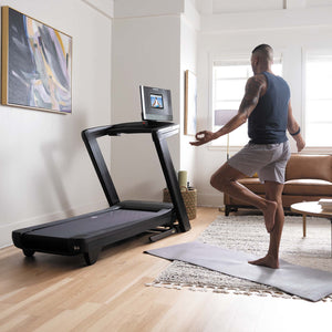 |NordicTrackCommercial1250FoldingTreadmilLLifestyle7|