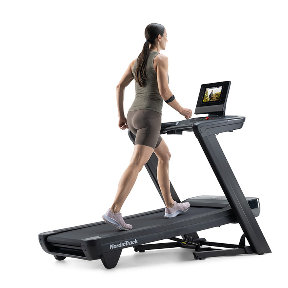|NordicTrackCommercial1250TreadmillInUse2NordicTrackCommercial1250TreadmillInUse2|
