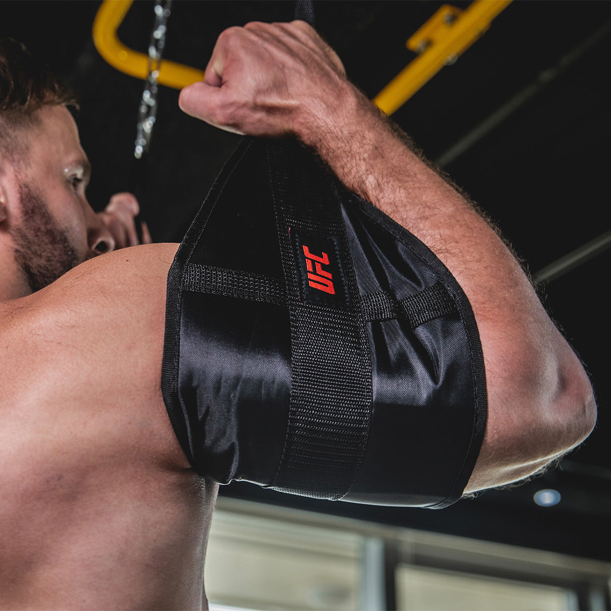 |UFC Ab Straps In Use3|