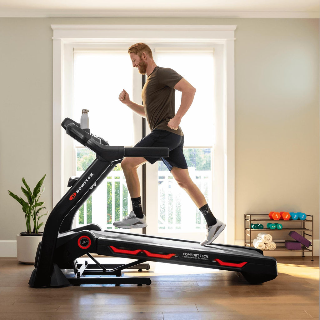 |Bowflex18FoldingTreadmillLifestyle4|