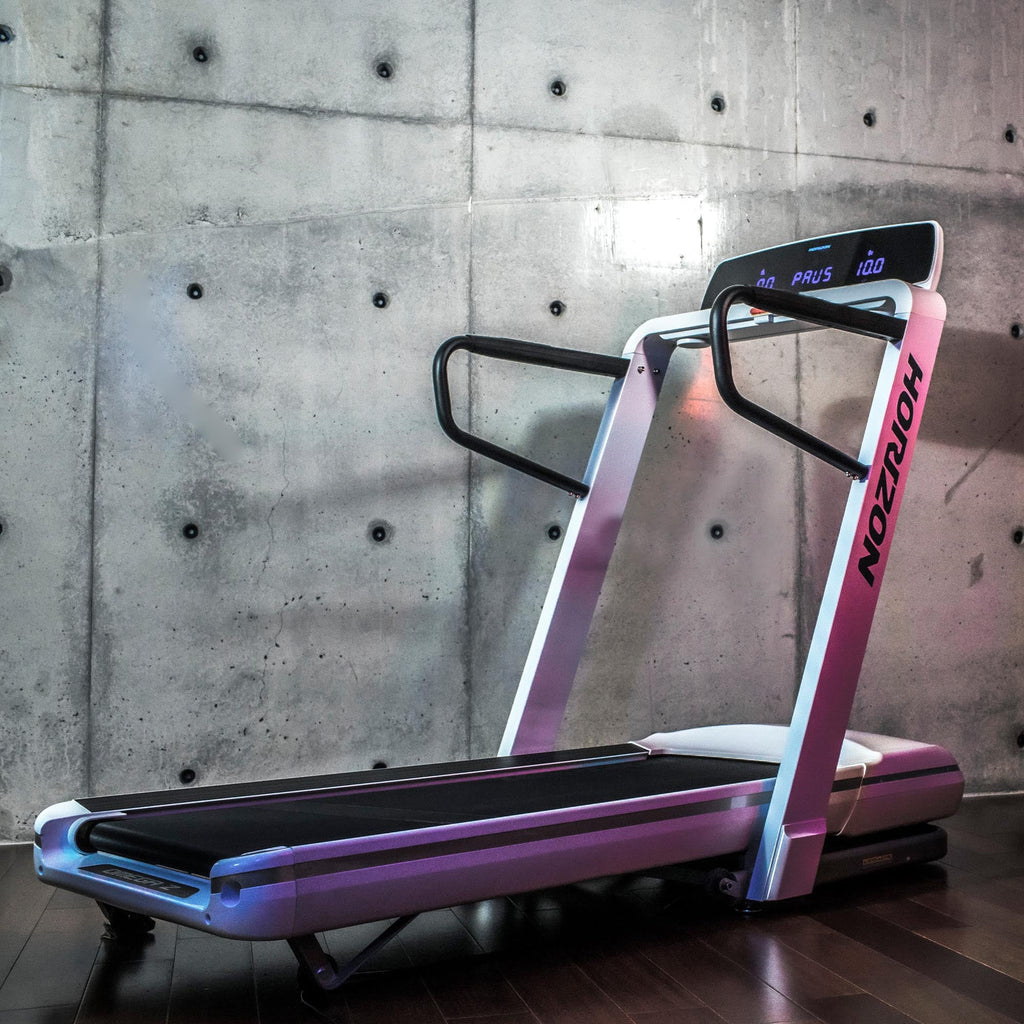 |Horizon Fitness Omega Z Folding Treadmill Console - Lifestyle5|