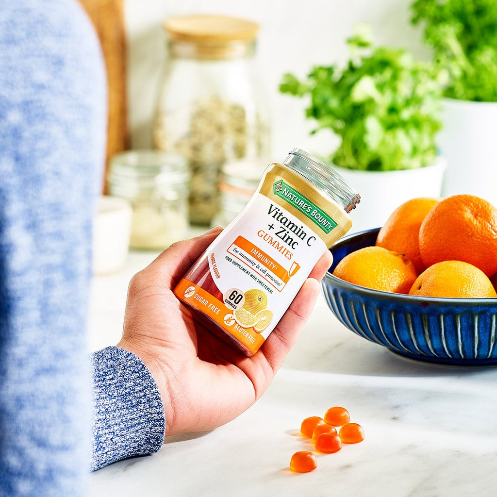 |Natures Bounty Vitamin C + Zinc Gummies - Pack of 60 - Lifestyle|
