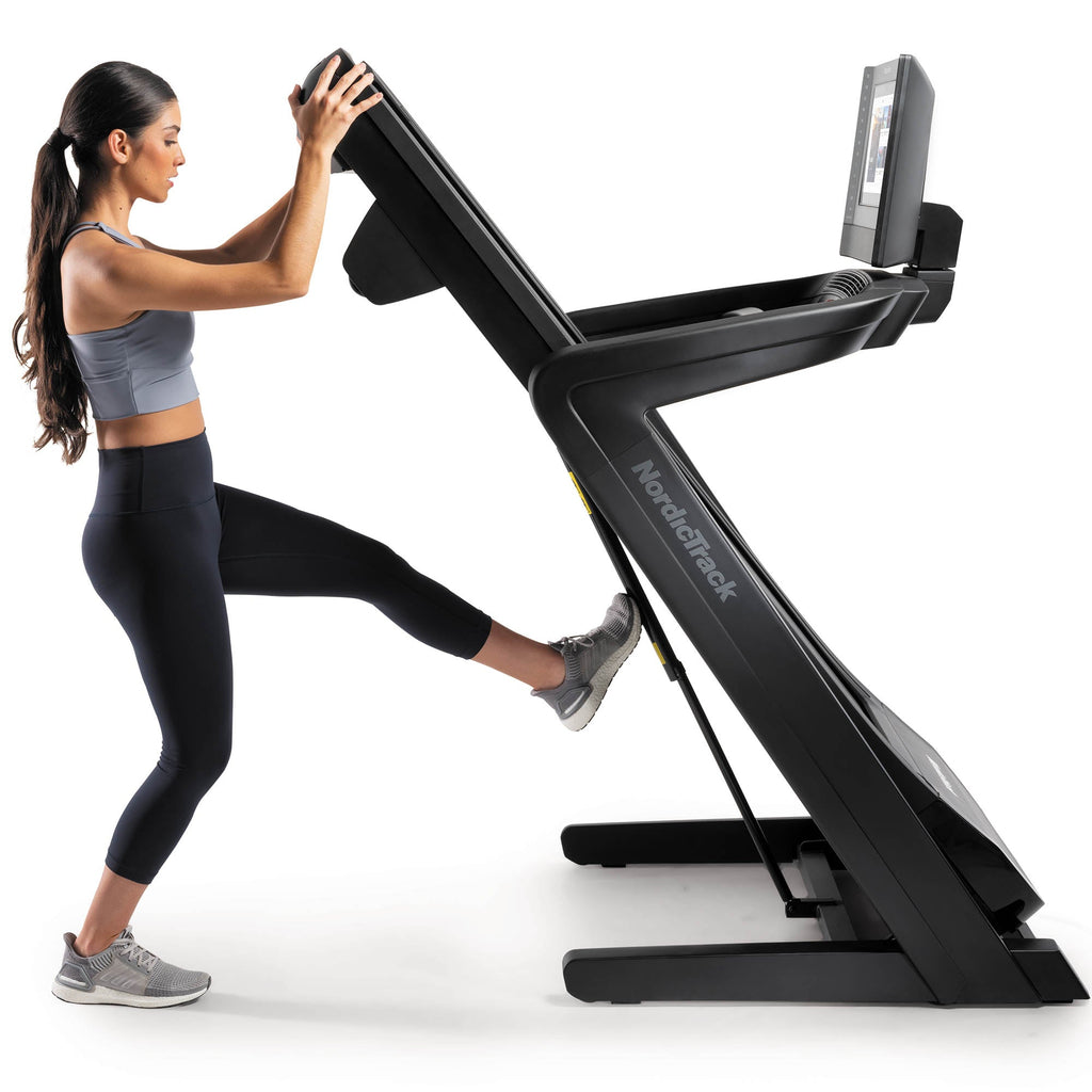 |NordicTrack Commercial 1750 Folding Treadmill 2022 - Folding Mechanism|