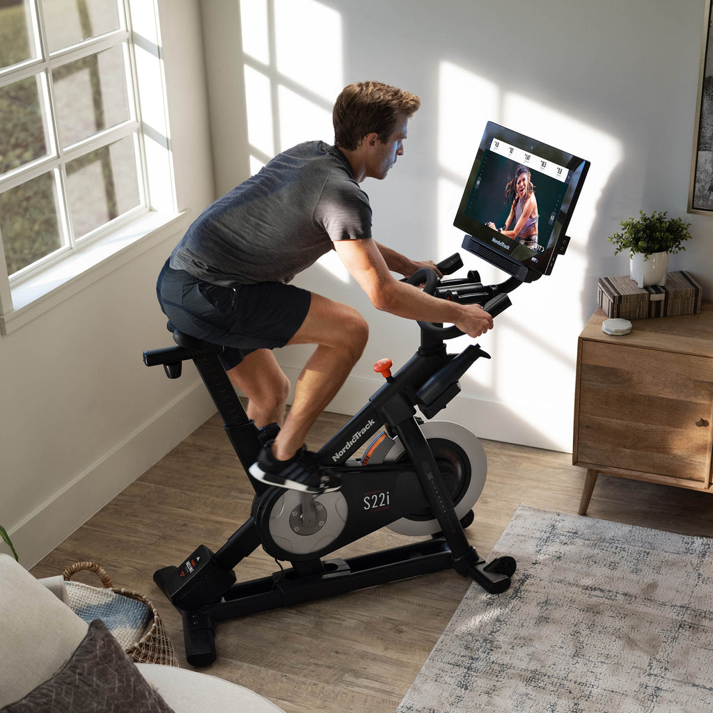 |NordicTrack Commercial S22i Studio Indoor Cycle 2021 - Lifestyle3|