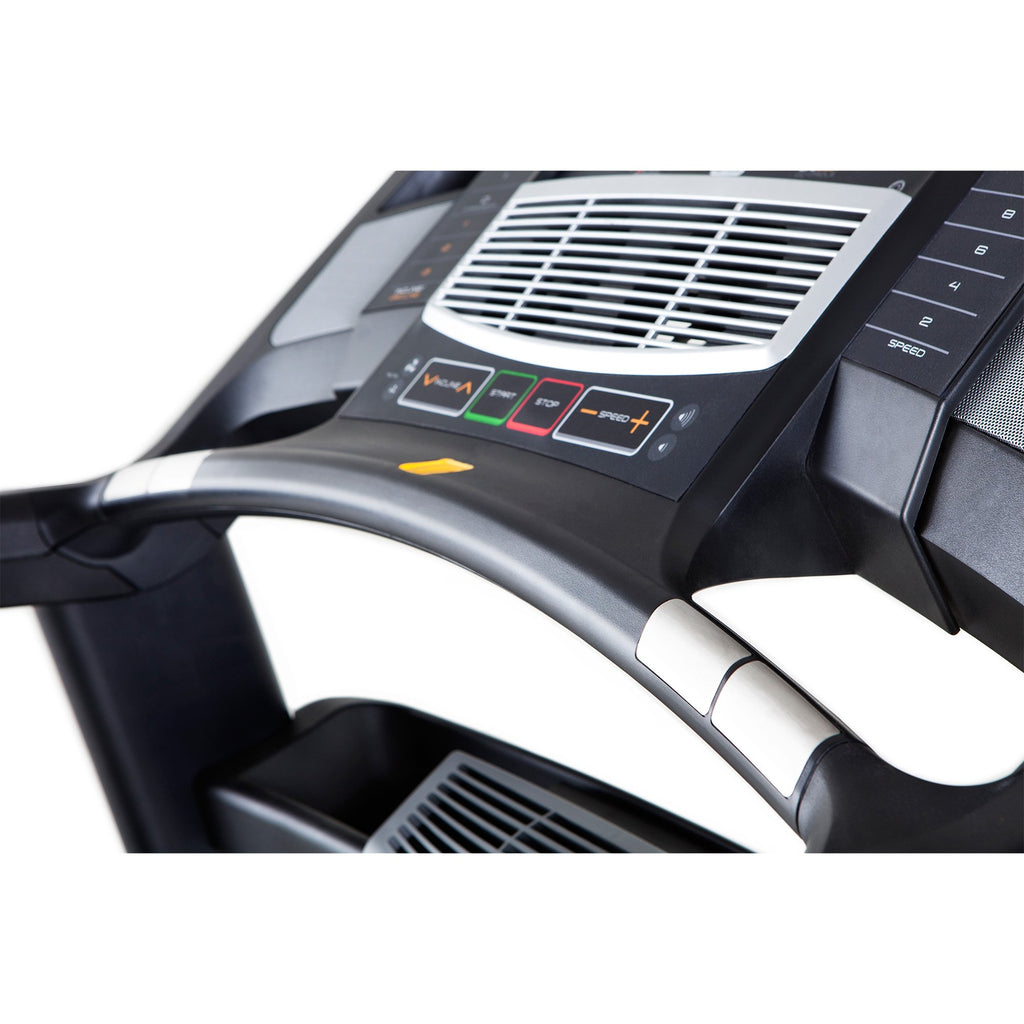 |NordicTrack Elite 2500 Treadmill - Handle View|