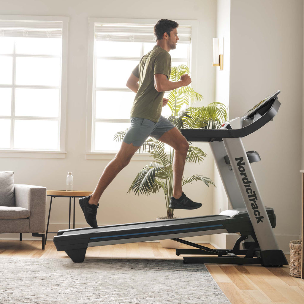 |NordicTrack EXP 14i Folding Treadmill - Incline2|