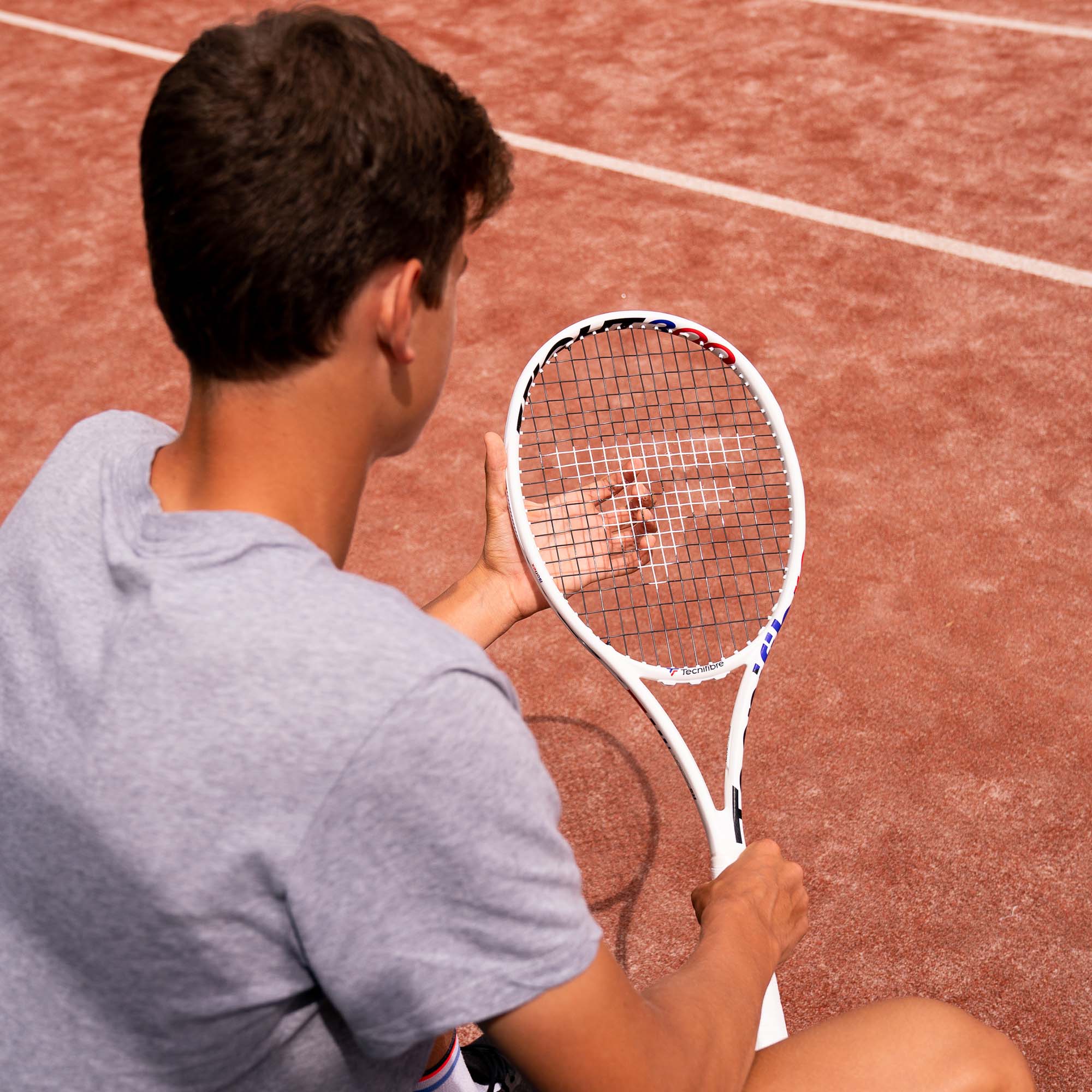 Tecnifibre T-Fight 300 Isoflex Tennis Racket – Sweatband