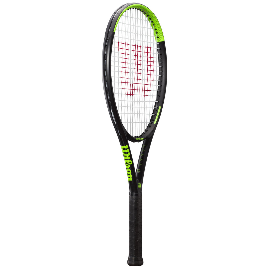 |Wilson Blade Feel 105 Tennis Racket SS21 - Angle|