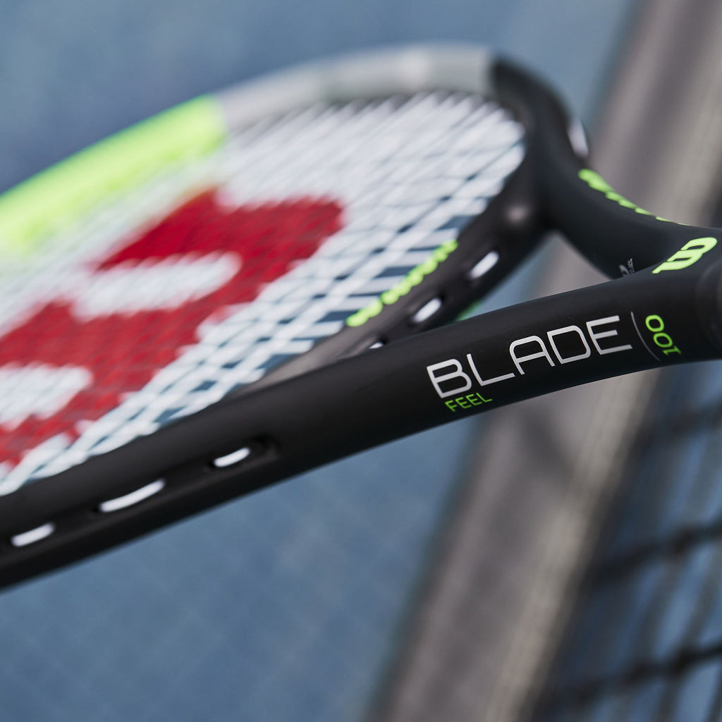 |Wilson Blade Feel 105 Tennis Racket SS21 - Lifestyle1|