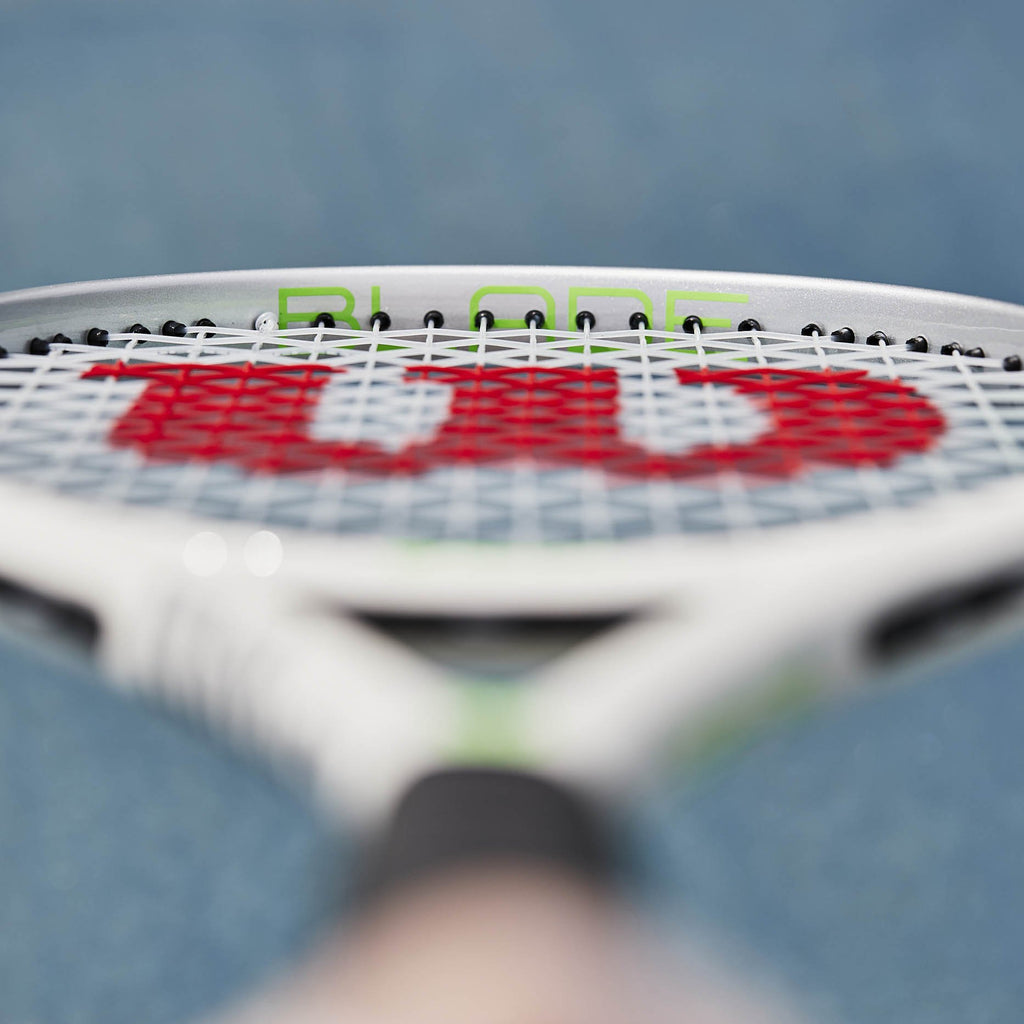 |Wilson Blade Feel Team 103 Tennis Racket SS21 - Lifestyle4|